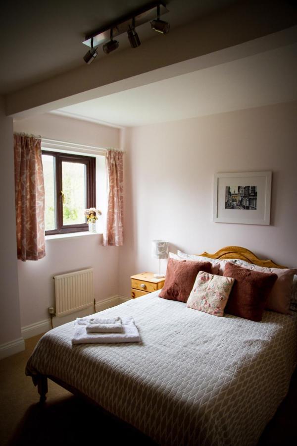 トットネス Sladesdown Farm Bed & Breakfast エクステリア 写真